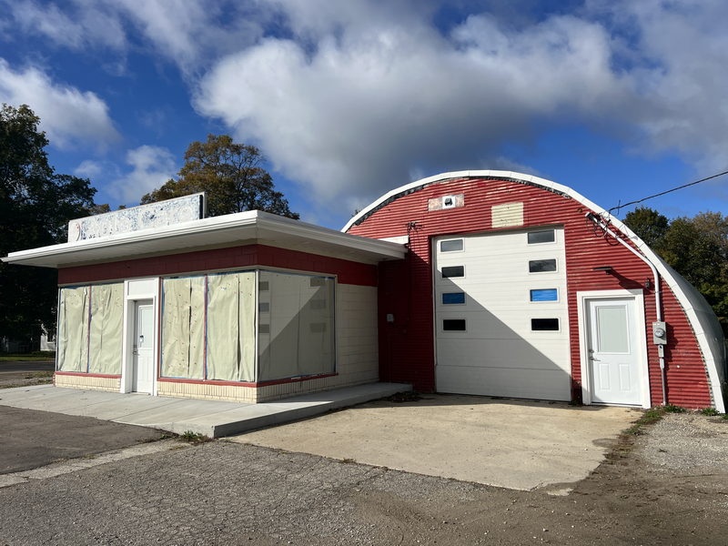 Carls 76  Gas Station - October 8 2023 (newer photo)